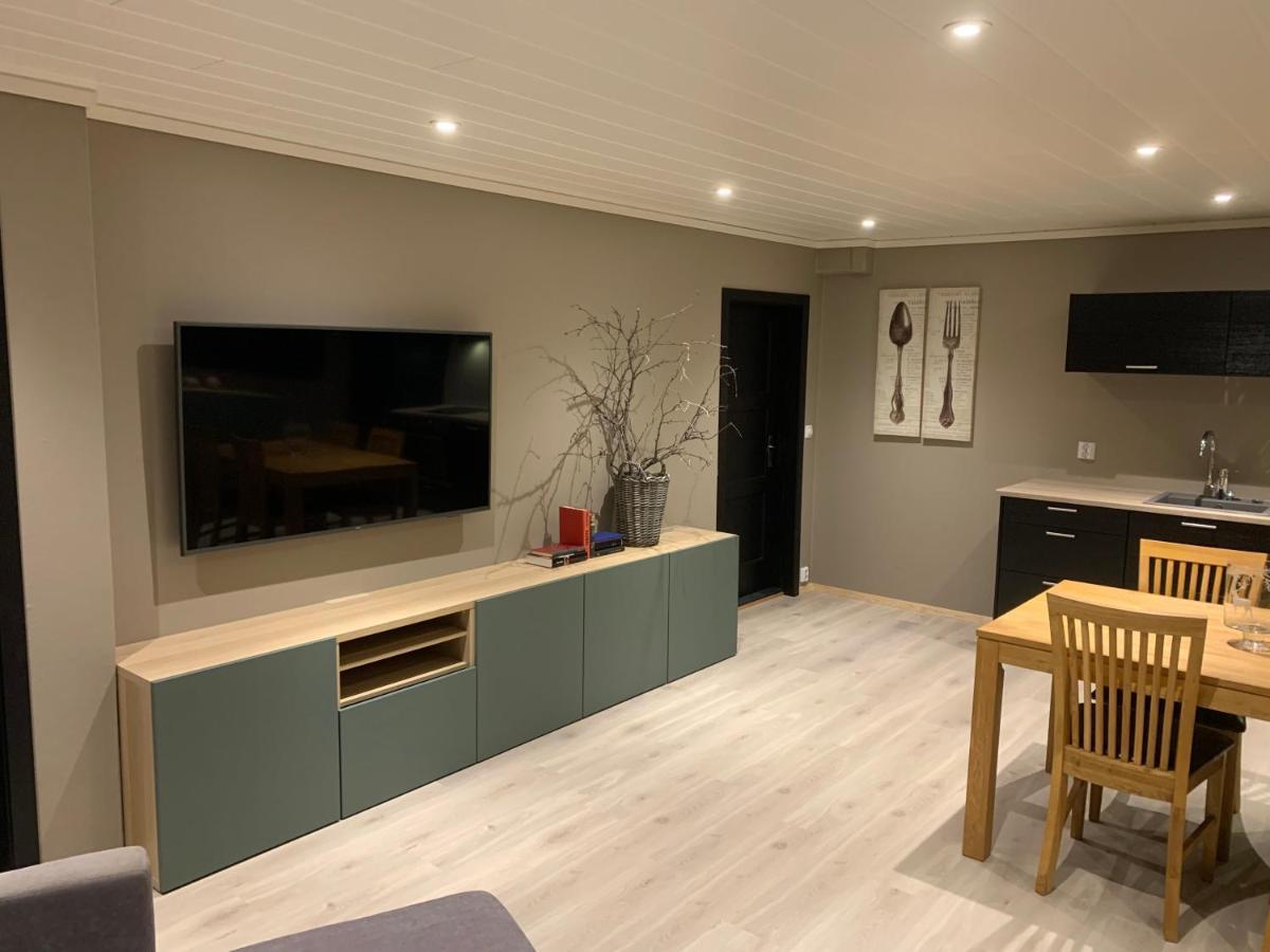 Lom Apartment Ngoại thất bức ảnh